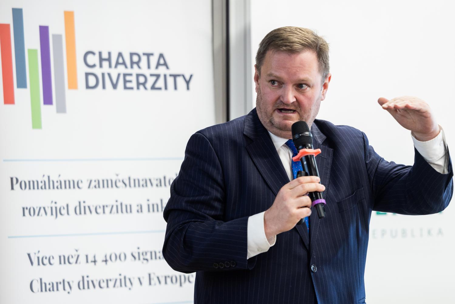 Matky a otcové vítáni 2026: Zkrácení rodičovské může přinést desítky miliard ročně. 