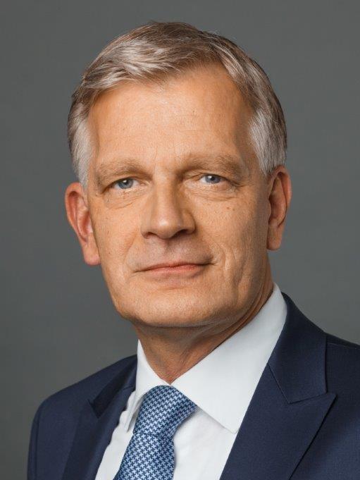 <p>Sven Gohlke<br>Regional Board Member<br>Commerzbank</p>